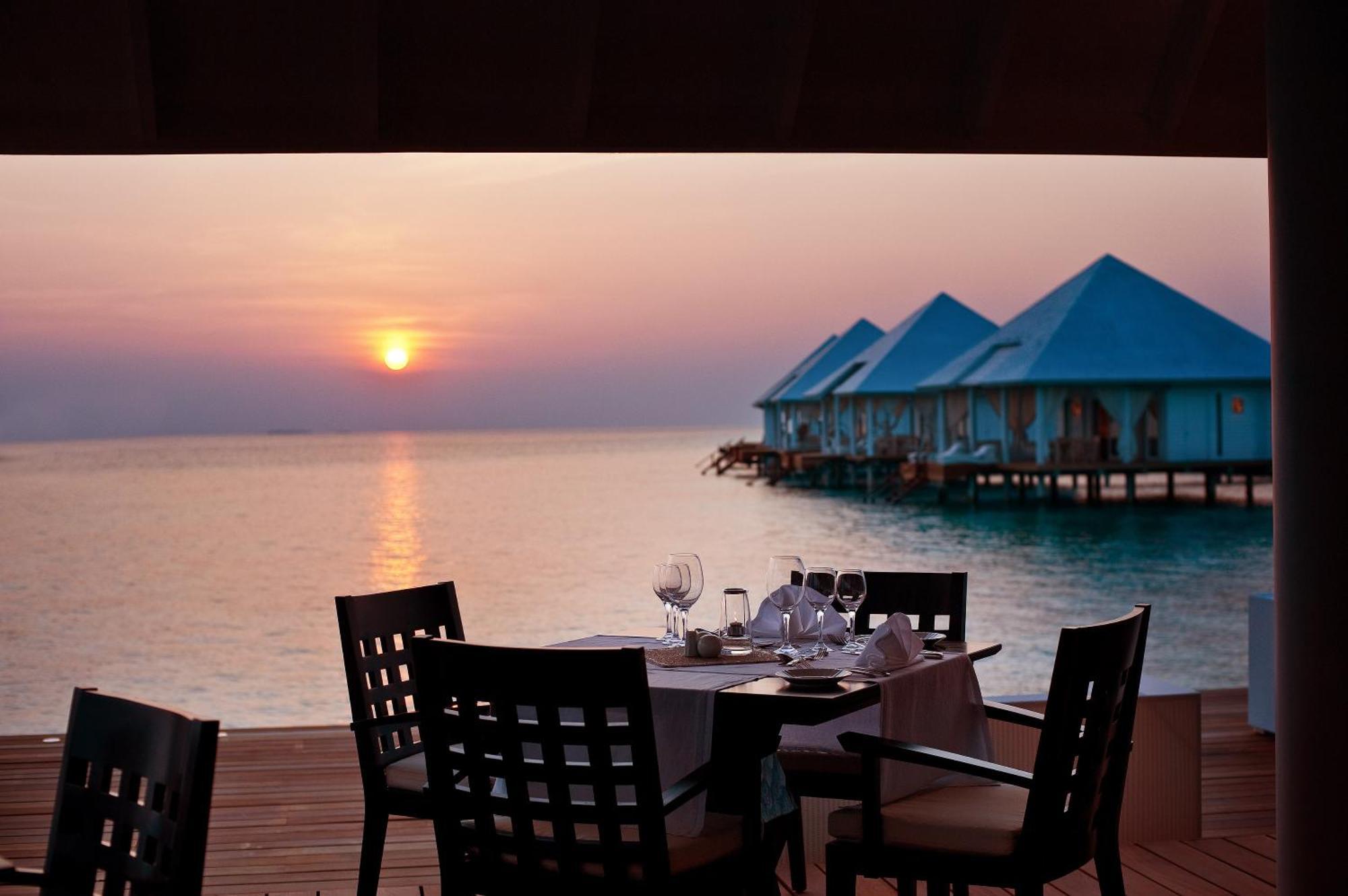 Diamonds Athuruga Maldives Resort & Spa Esterno foto